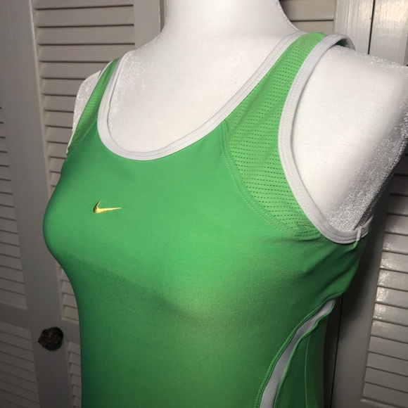 Nike Tank - Picture 4 of 6
